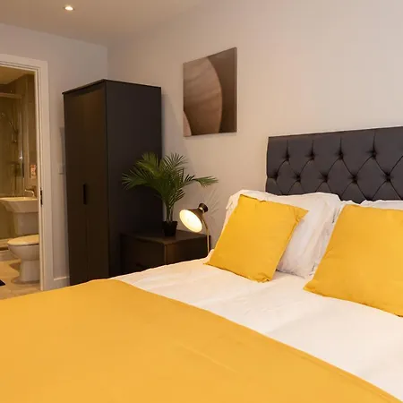 Apartman Contemporary 3 Bedrooms *