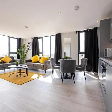 Contemporary 3 Bedrooms * Manchester