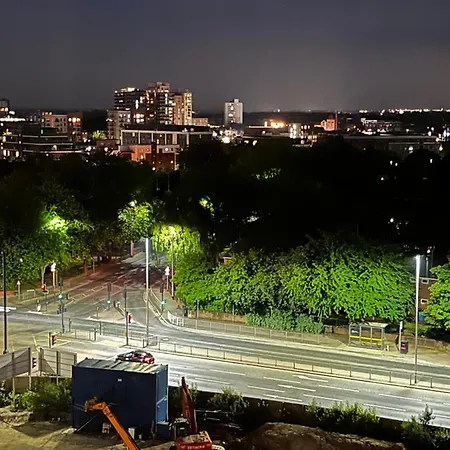 Contemporary 3 Bedrooms * Manchester