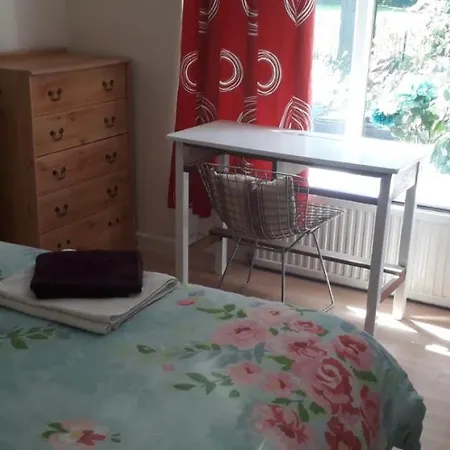 View Old Trafford Holiday home Manchester