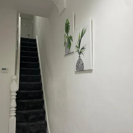 Great House 10mins To Centre Dom wakacyjny