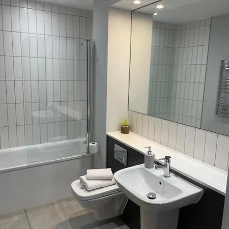 Διαμέρισμα Luxury 2 Bedroom Waterside View Greater Μάντσεστερ