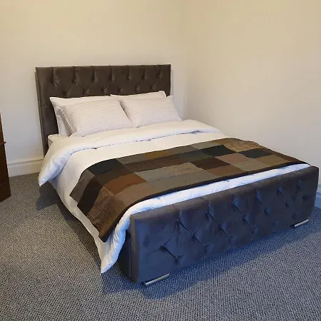 Homestay Quirky And Spacious 4 Bed Victorian House Manchester