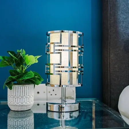 Appartamento Modern Serviced With 24-7 Gym Access *