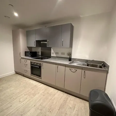 Stunning 2bedroom Apartment