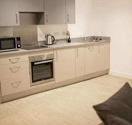 Stunning 2bedroom *