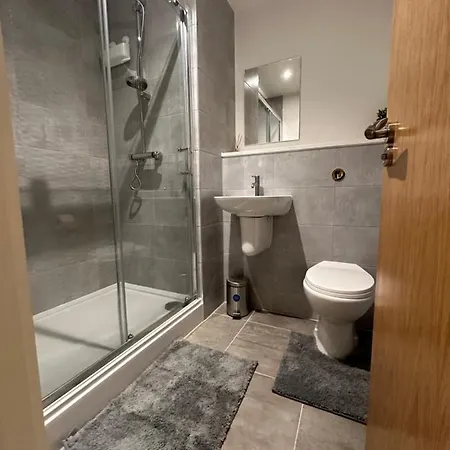 Stunning 2bedroom *