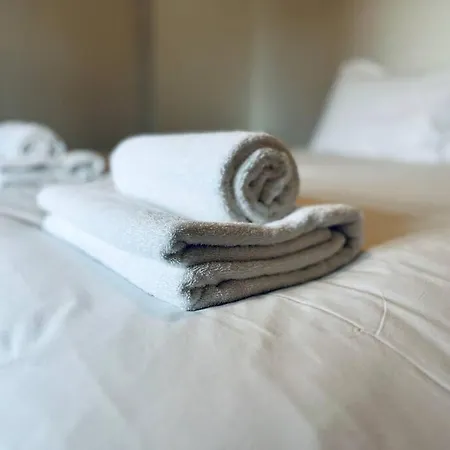 Apartment 1 Bed In Old Trafford Near Stadiums *