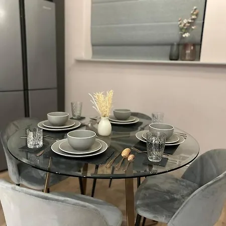 Bella Ruiz Penthouse In Centre 아파트 맨체스터