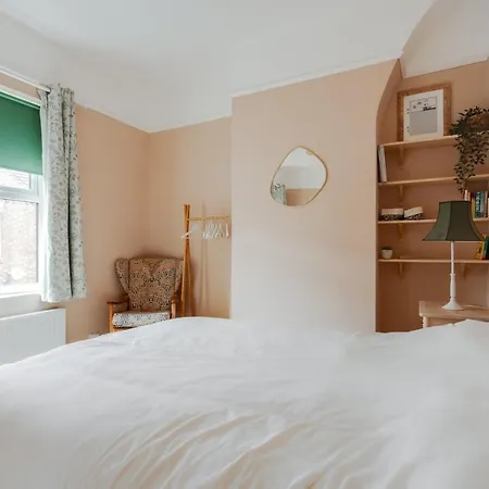 דירה Guestready - Lovely In Levenshulme מנצ'סטר