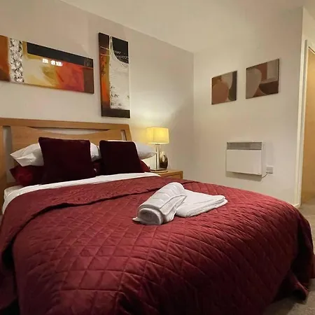 아파트 Cityfront Modern Apt near Centre/etihad, Free Parking