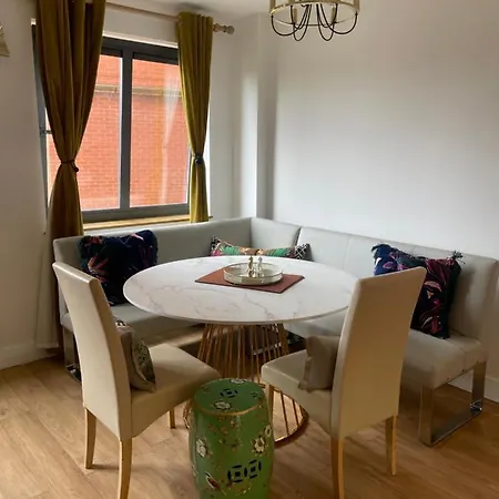 2 Bed Castlefield *