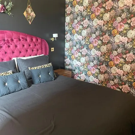 2 Bed Castlefield Apartment Manchester