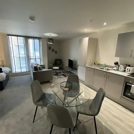 Beautiful 1 Bed Studio Apt In Central Manchester