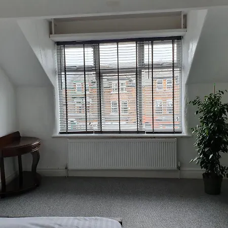 Homestay Quirky And Spacious 4 Bed Victorian House Manchester