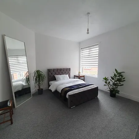 Quirky And Spacious 4 Bed Victorian House