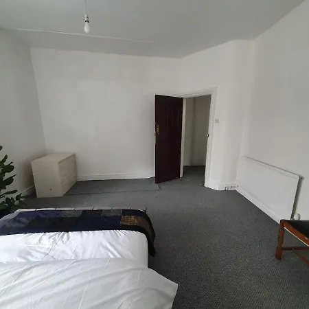 Homestay Quirky And Spacious 4 Bed Victorian House *