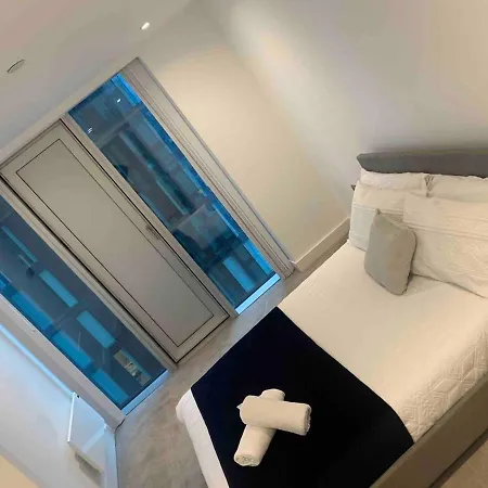 2 Bedroom - Deansgate Sq * Manchester