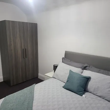 Spacious & Cosy In Manchester