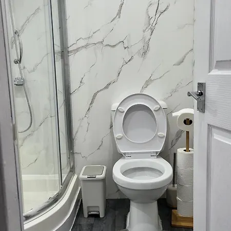 Apartament Spacious & Cosy In Manchester