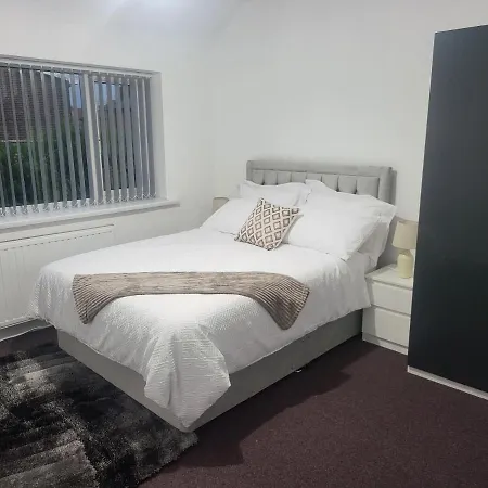 Spacious & Cosy In *