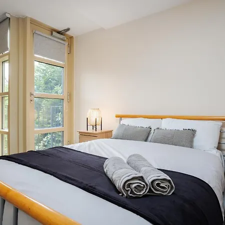 Brimmond Homes - Nr To Univ, Hospitals, O2 Apollo, Plab & 7 Mins To Centre - Stylish, Modern & Secure 2 Bed, 2 Bath With Allocated Free Parking شقة