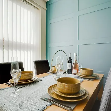 Brimmond Homes - Nr To Univ, Hospitals, O2 Apollo, Plab & 7 Mins To Centre - Stylish, Modern & Secure 2 Bed, 2 Bath With Allocated Free Parking شقة *