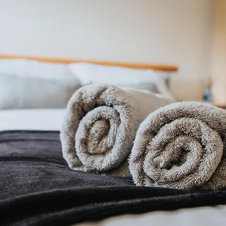 Brimmond Homes - Nr To Univ, Hospitals, O2 Apollo, Plab & 7 Mins To Centre - Stylish, Modern & Secure 2 Bed, 2 Bath With Allocated Free Parking Mánchester