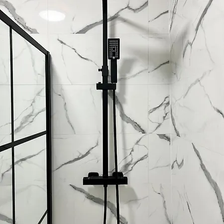 House In The Heart Of ホームステイ *