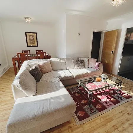 Homestay House In The Heart Of Manchester