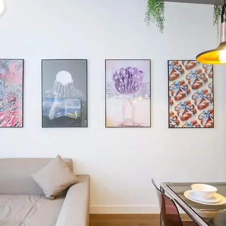 1-bed Loft - Free Parking 公寓
