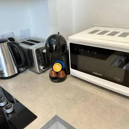 Apartmán Lovely 2 Bed Mcr + Balcony