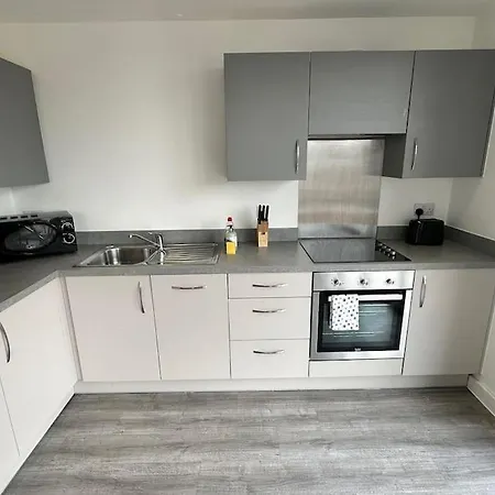 Lovely 2 Bed Mcr + Balcony Apartmán *