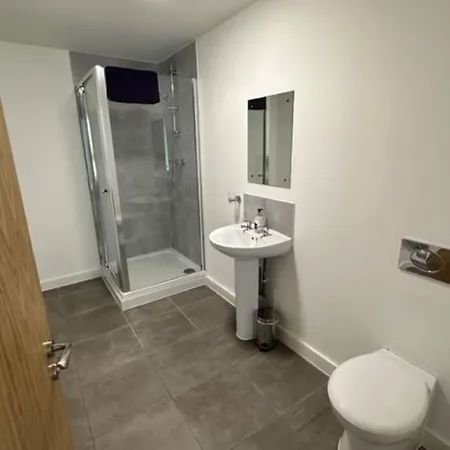 Xl 2 Bed Mcr Sleeps 7