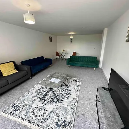 Xl 2 Bed Mcr Sleeps 7 Apartament Manchester