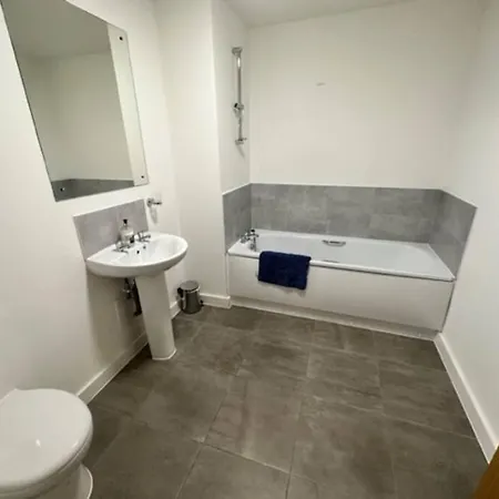 Xl 2 Bed Mcr Sleeps 7 * Manchester