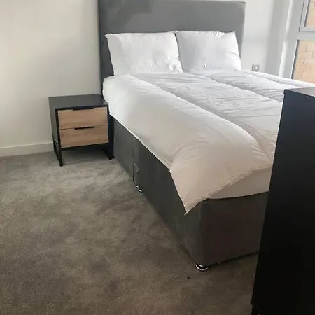 3 Bedroom Free Parking