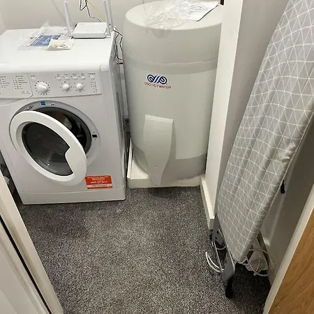 דירה Super Mcr 1 Bed + Balcony מנצ'סטר