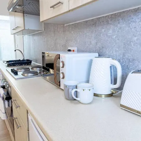 Apartman Cosy & Fully Equipped In Swinton *