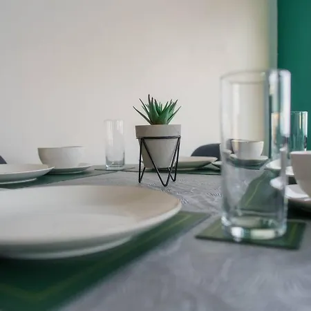 Centre Apartment, Skyline View Lejlighed