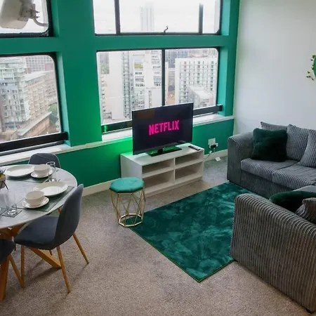 Appartement Centre Apartment, Skyline View