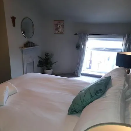 Chic 5 Double Bedroom House - 15 Min To Manchester