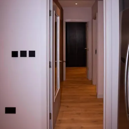 Luxurious Stunning 2bedroom *