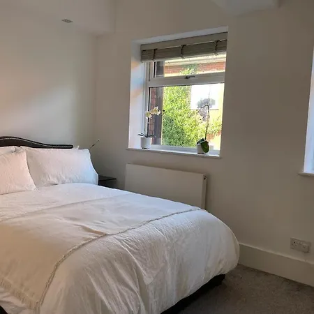 Mulberry House Apartment
