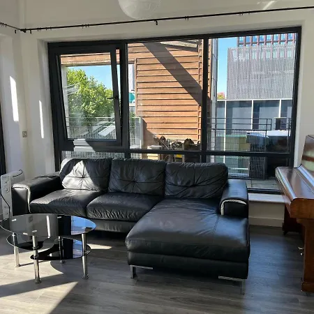 Luxury Penthouse Skyline Views Central Manchester