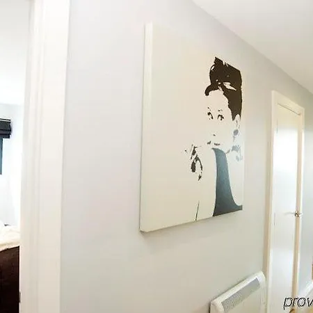 Apartment Blue Rainbow 4*