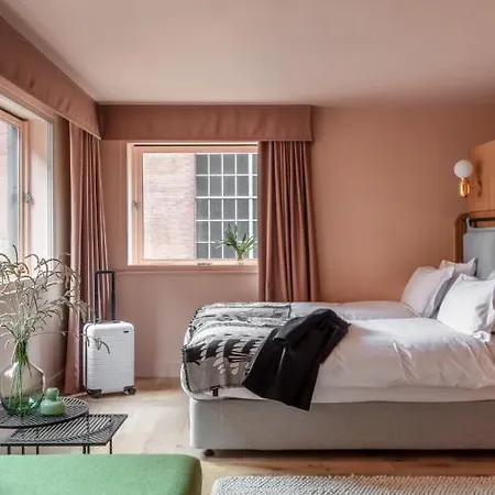 Whitworth Locke, Civic Quarter