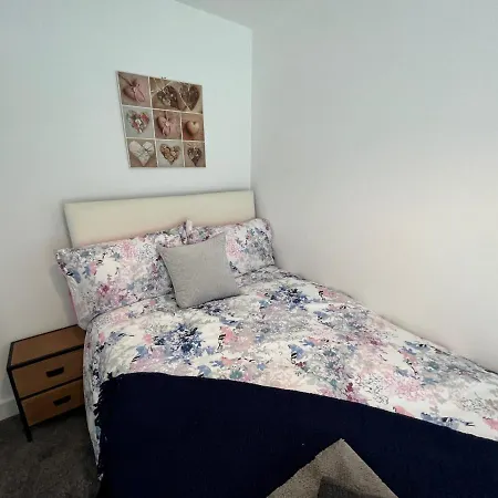 Salford Townhouse 3 Bedroom 度假居