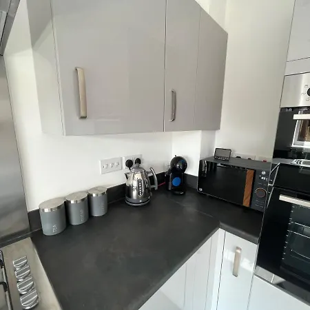 Salford Townhouse 3 Bedroom * 曼彻斯特