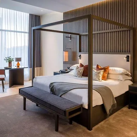 The Lowry Hotell 5*